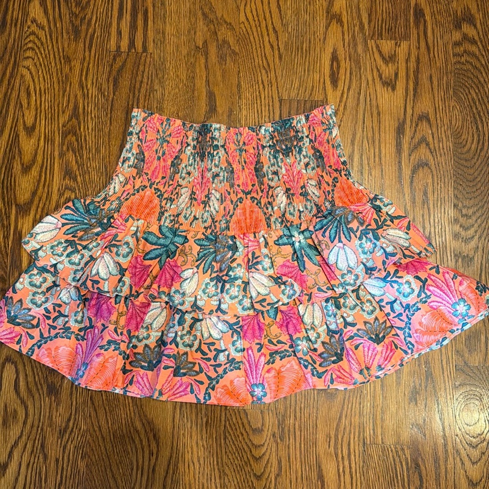Y&i skirt-small